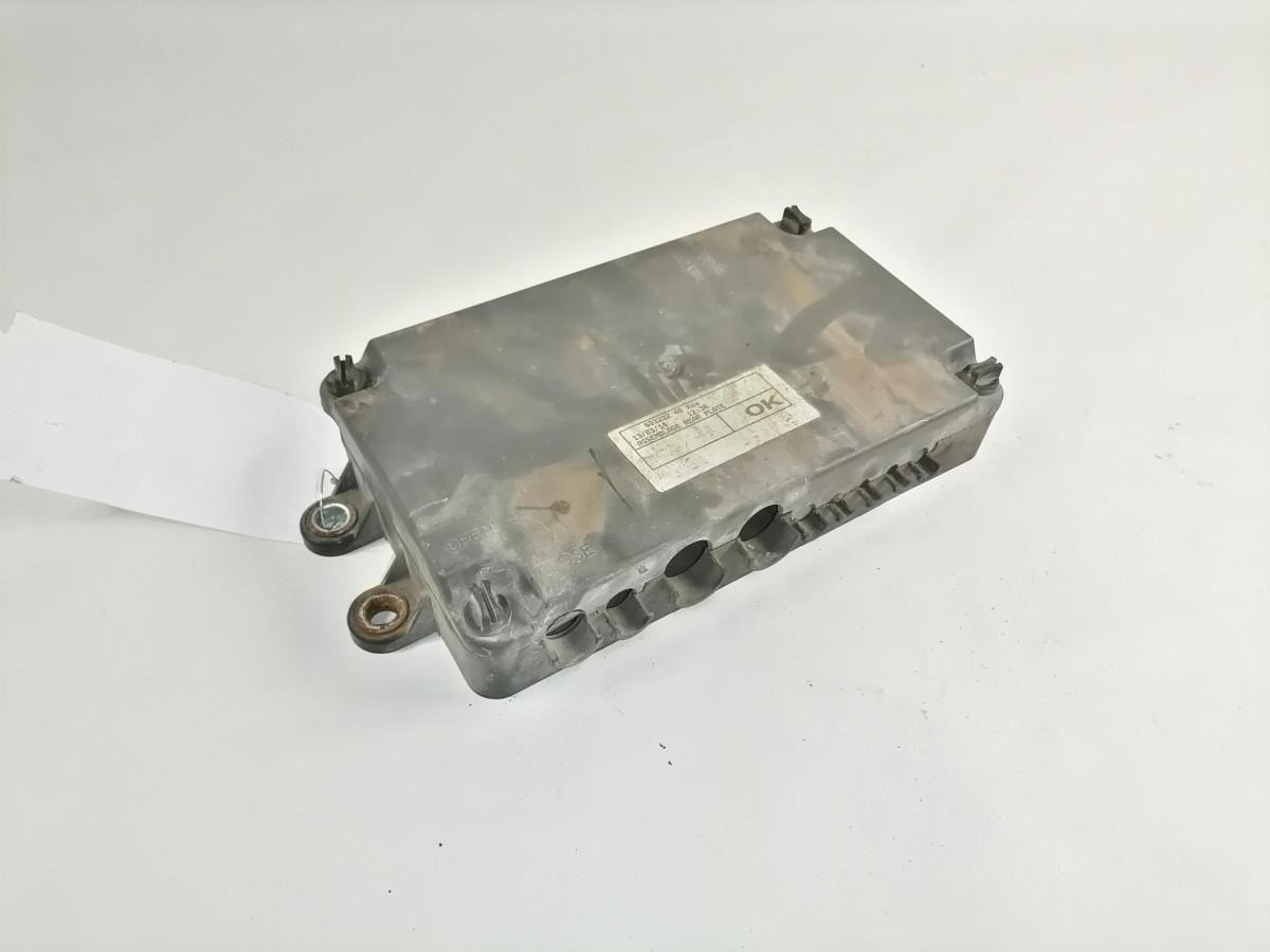 Volvo Fuse box 21728187 - Запобіжник в категорії Вантажівки: фото 4 Volvo Fuse box 21728187 - Запобіжник в категорії Вантажівки: фото 4