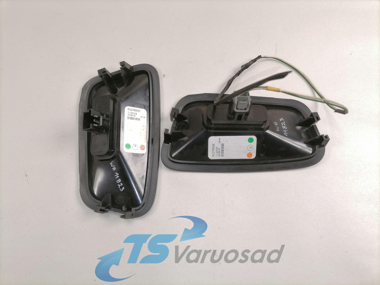 Volvo Gabariidituli 82278930 - Універсальна частина в категорії Вантажівки: фото 2 Volvo Gabariidituli 82278930 - Універсальна частина в категорії Вантажівки: фото 2