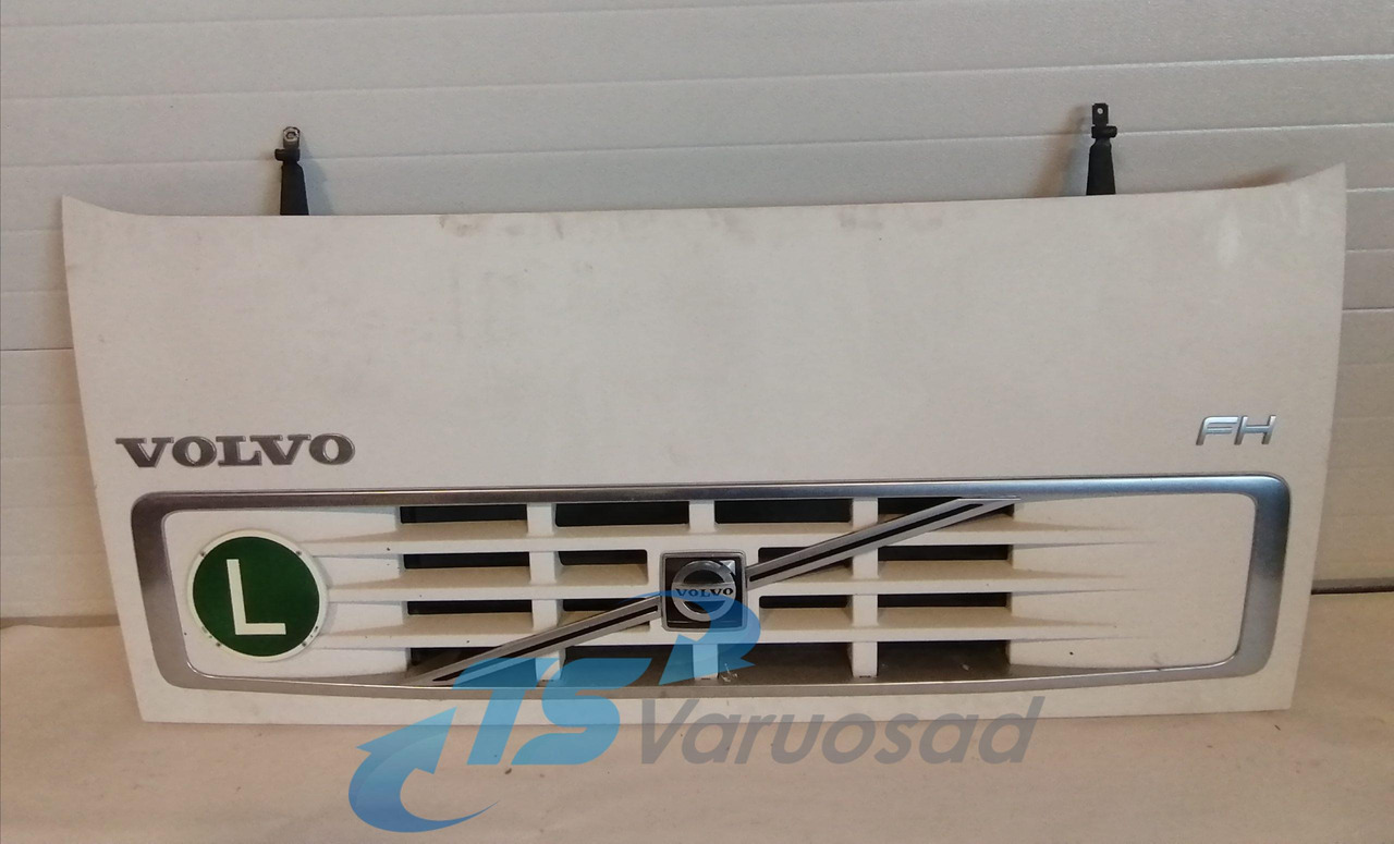 Volvo Grille panel 20360266 - Решітка радіатора в категорії Вантажівки: фото 1 Volvo Grille panel 20360266 - Решітка радіатора в категорії Вантажівки: фото 1