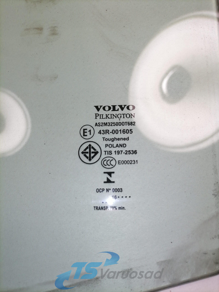 Volvo Küljeklaas, vasak 84043040 - Скло та запчастини в категорії Вантажівки: фото 2 Volvo Küljeklaas, vasak 84043040 - Скло та запчастини в категорії Вантажівки: фото 2