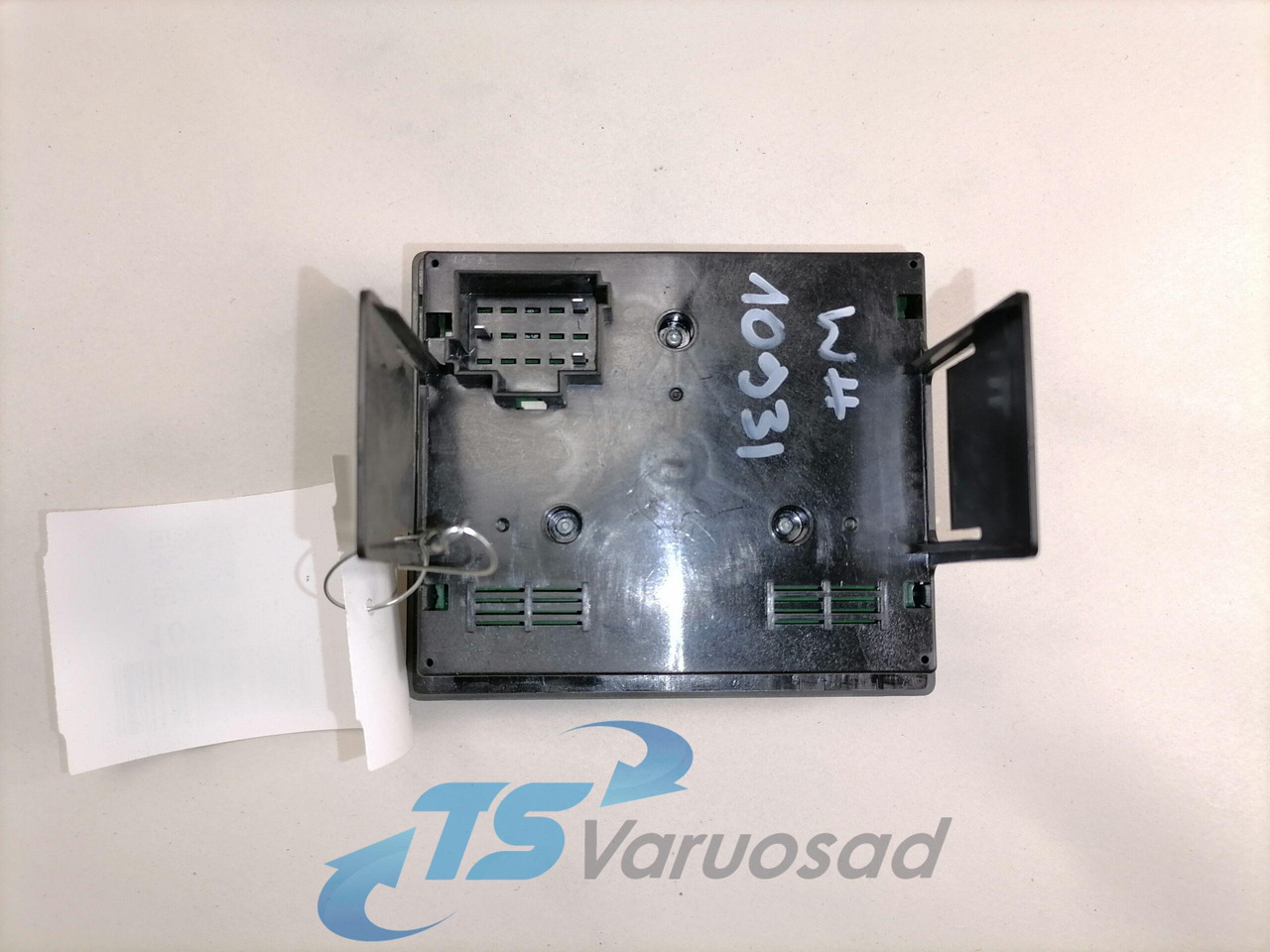 Volvo Lüliti, salongi valgustus 22049578 - Кабіна в категорії Вантажівки: фото 2 Volvo Lüliti, salongi valgustus 22049578 - Кабіна в категорії Вантажівки: фото 2