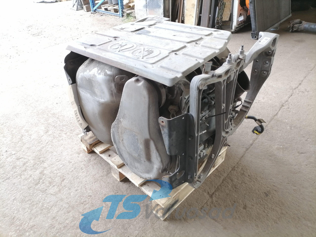 Volvo Muffler 21364822 - Глушник в категорії Вантажівки: фото 2 Volvo Muffler 21364822 - Глушник в категорії Вантажівки: фото 2