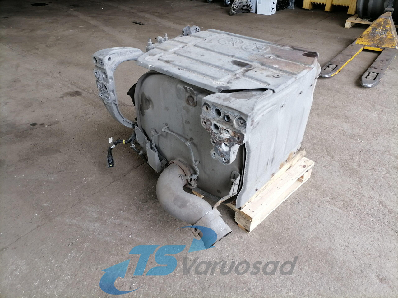 Volvo Muffler 21364822 - Глушник в категорії Вантажівки: фото 1 Volvo Muffler 21364822 - Глушник в категорії Вантажівки: фото 1