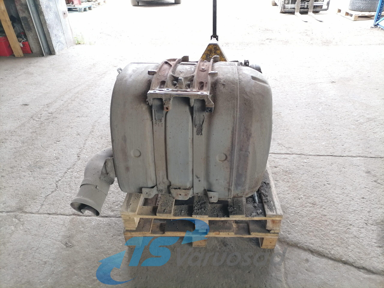 Volvo Muffler 21364822 - Глушник в категорії Вантажівки: фото 1 Volvo Muffler 21364822 - Глушник в категорії Вантажівки: фото 1