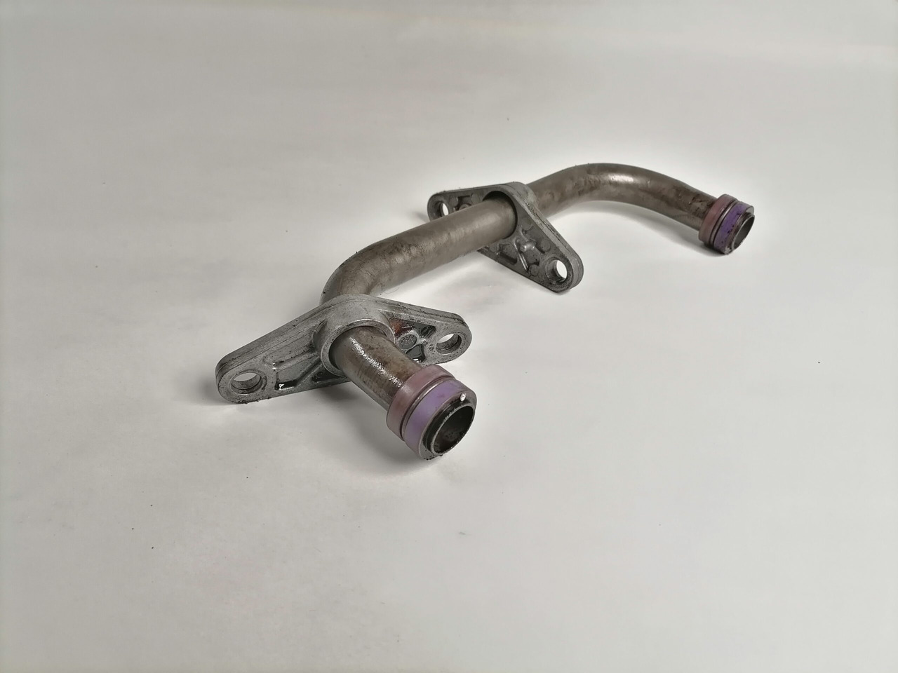 Volvo Oil pump pipe 20498189 - Масляний насос в категорії Вантажівки: фото 1 Volvo Oil pump pipe 20498189 - Масляний насос в категорії Вантажівки: фото 1