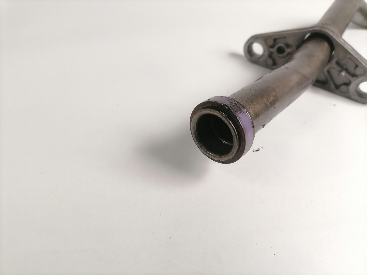 Volvo Oil pump pipe 20501240 - Масляний насос в категорії Вантажівки: фото 2 Volvo Oil pump pipe 20501240 - Масляний насос в категорії Вантажівки: фото 2