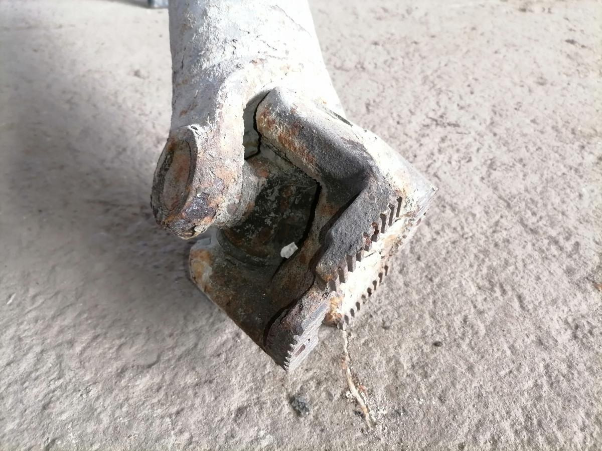 Volvo Propeller shaft 20735088 - Карданний вал в категорії Вантажівки: фото 3 Volvo Propeller shaft 20735088 - Карданний вал в категорії Вантажівки: фото 3