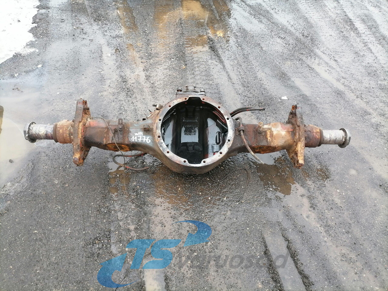Volvo Rear axel housing 3192132 - Вісь та запчастини в категорії Вантажівки: фото 1 Volvo Rear axel housing 3192132 - Вісь та запчастини в категорії Вантажівки: фото 1