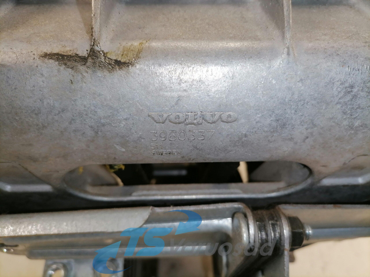 Volvo Roolisammas 20575175 - Рульова колонка в категорії Вантажівки: фото 3 Volvo Roolisammas 20575175 - Рульова колонка в категорії Вантажівки: фото 3