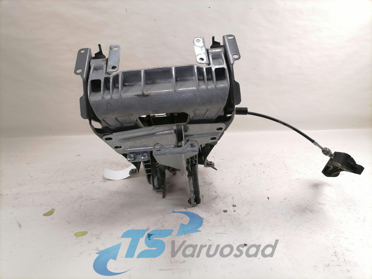 Volvo Roolisammas 20575175 - Рульова колонка в категорії Вантажівки: фото 4 Volvo Roolisammas 20575175 - Рульова колонка в категорії Вантажівки: фото 4