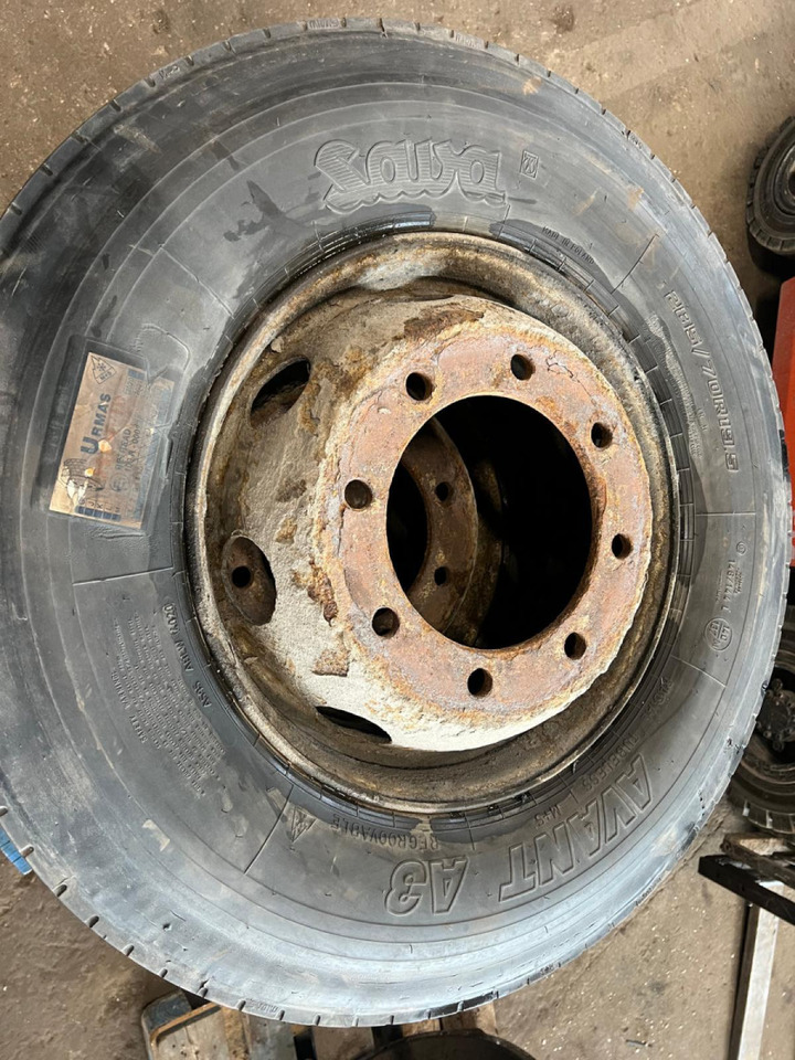 Volvo Sava avant A3 285/70R19.5 28570R195 - Шини і диски в категорії Вантажівки: фото 4 Volvo Sava avant A3 285/70R19.5 28570R195 - Шини і диски в категорії Вантажівки: фото 4