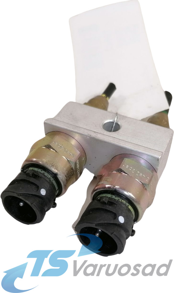 Volvo Sensor, air pressure 20424060 - Давач в категорії Вантажівки: фото 1 Volvo Sensor, air pressure 20424060 - Давач в категорії Вантажівки: фото 1