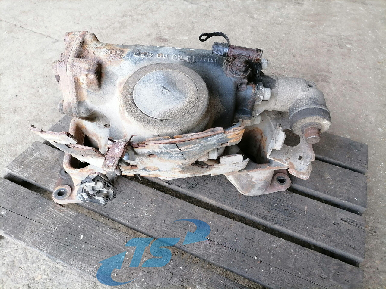 Volvo Steering box 20729167 - Рульовий механізм в категорії Вантажівки: фото 2 Volvo Steering box 20729167 - Рульовий механізм в категорії Вантажівки: фото 2