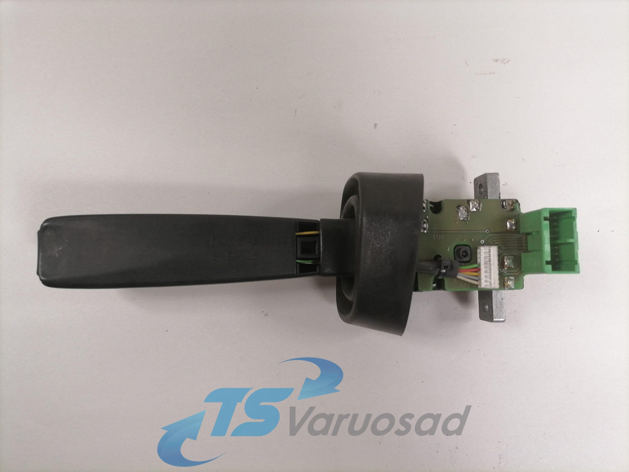 Volvo Switch, cruise control 21670857 - Електрична система в категорії Вантажівки: фото 2 Volvo Switch, cruise control 21670857 - Електрична система в категорії Вантажівки: фото 2