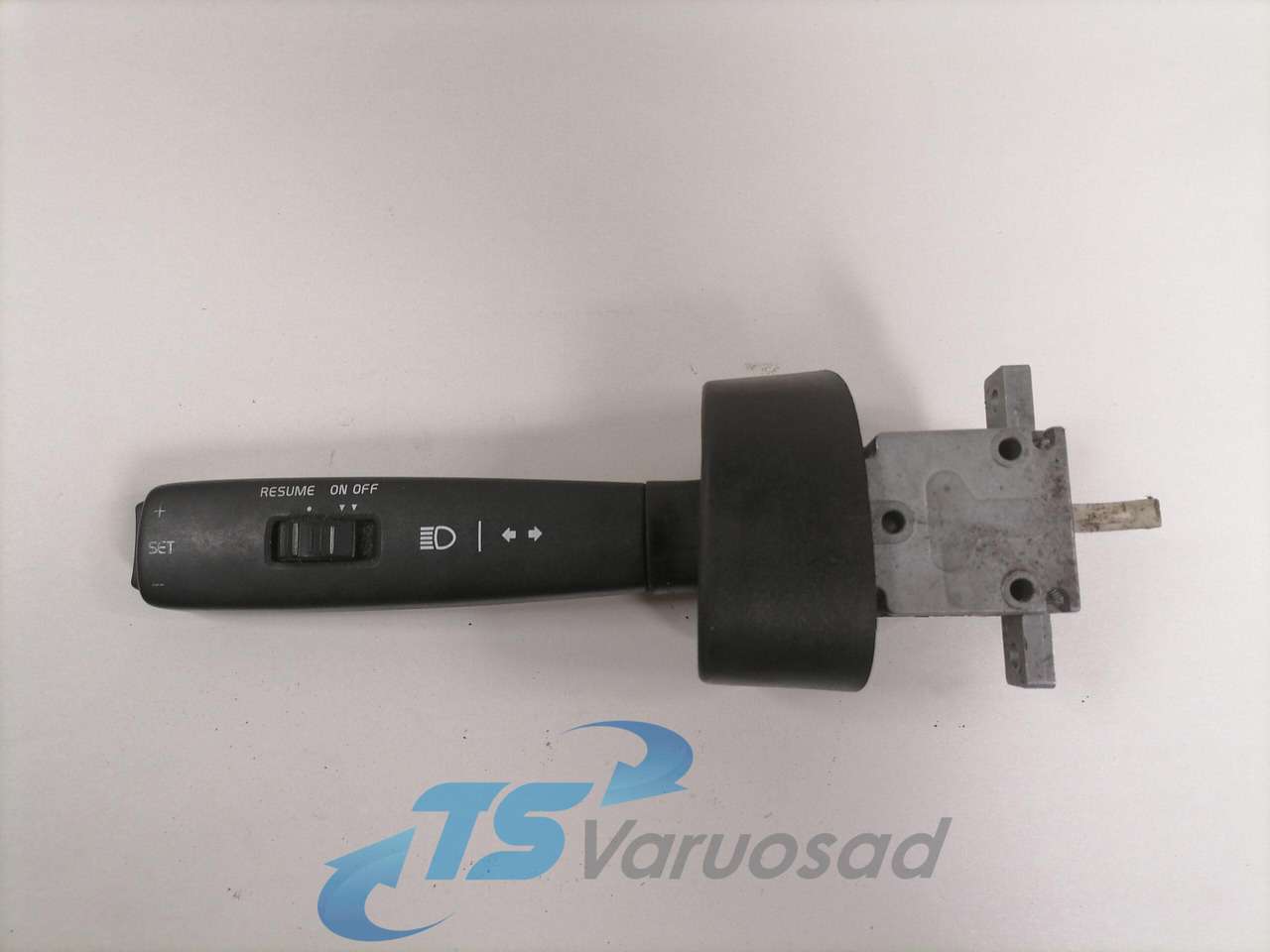 Volvo Switch, cruise control 21670857 - Електрична система в категорії Вантажівки: фото 1 Volvo Switch, cruise control 21670857 - Електрична система в категорії Вантажівки: фото 1