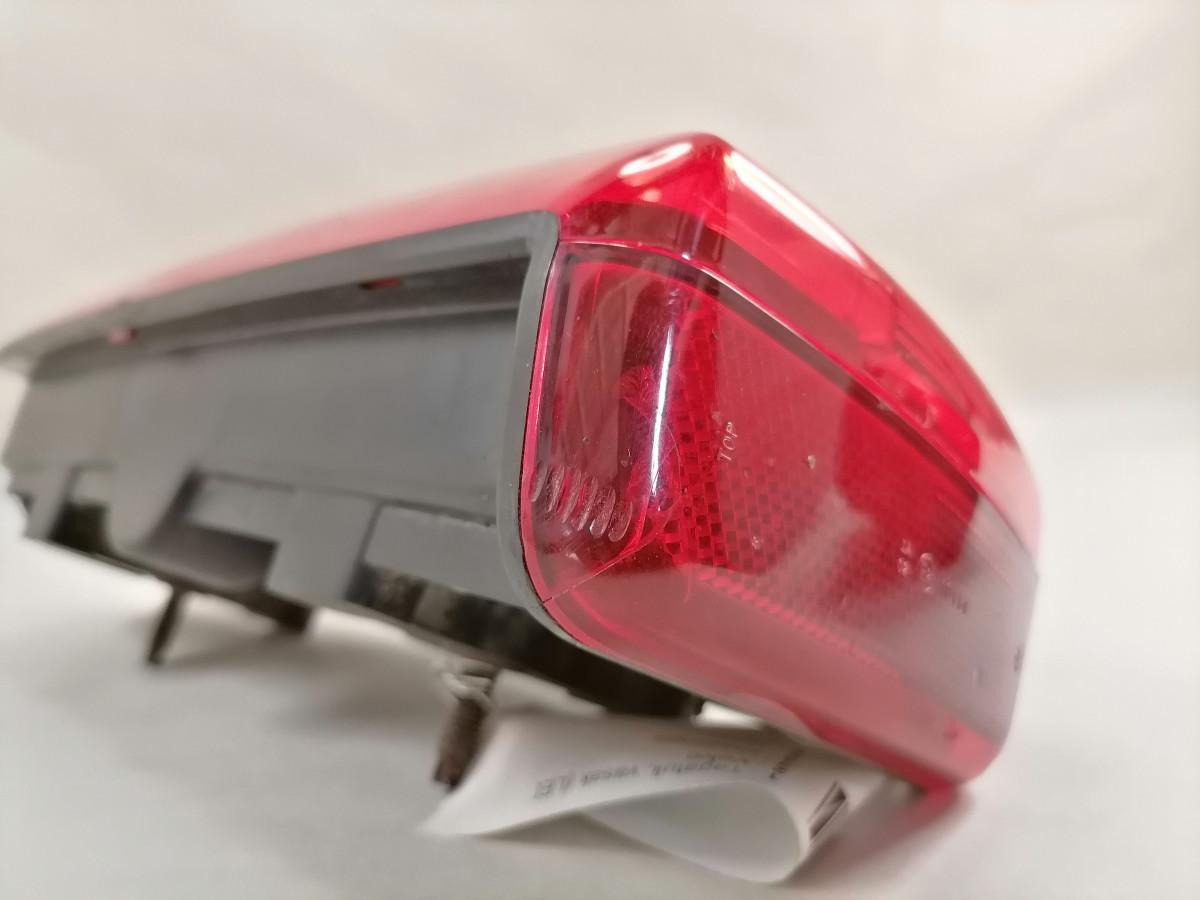 Volvo Tagatuli, vasak (LED) 23522307 - Задній ліхтар в категорії Вантажівки: фото 3 Volvo Tagatuli, vasak (LED) 23522307 - Задній ліхтар в категорії Вантажівки: фото 3