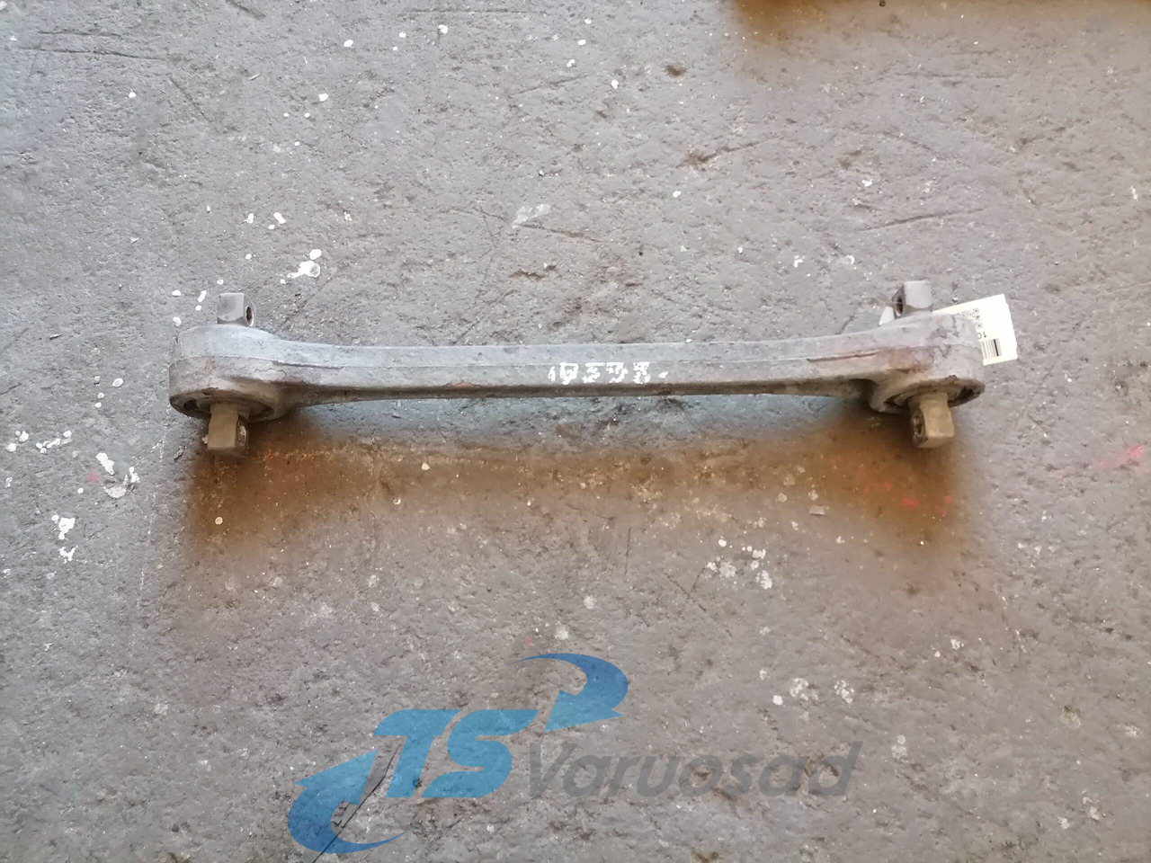 Volvo Torque rod 21196798 - Вісь та запчастини в категорії Вантажівки: фото 1 Volvo Torque rod 21196798 - Вісь та запчастини в категорії Вантажівки: фото 1