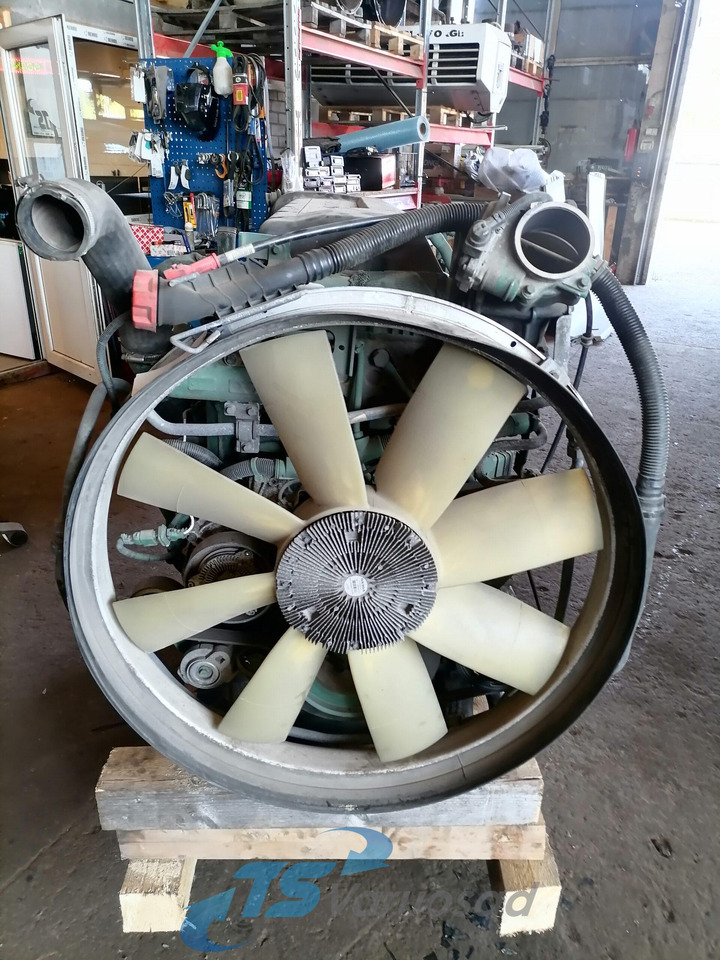 Volvo Volvo mootor D13K460 22070191 - Двигун в категорії Вантажівки: фото 2 Volvo Volvo mootor D13K460 22070191 - Двигун в категорії Вантажівки: фото 2