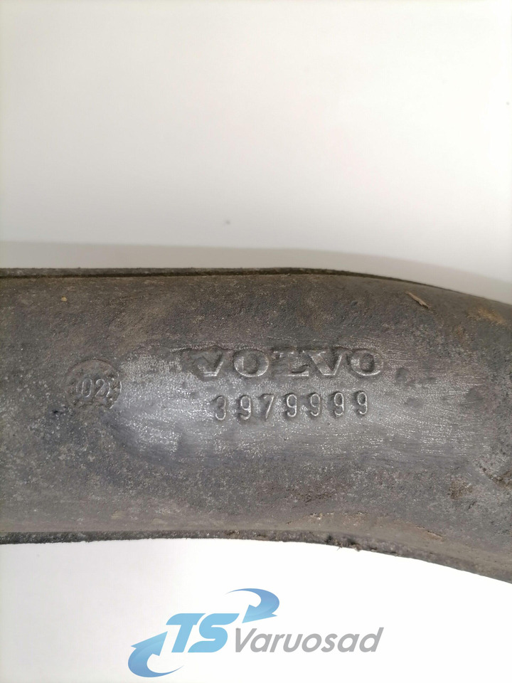 Volvo intercooler pipe 3979999 - Інтеркулер в категорії Вантажівки: фото 3 Volvo intercooler pipe 3979999 - Інтеркулер в категорії Вантажівки: фото 3