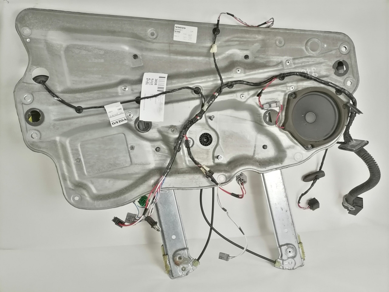 Volvo window mechanism 84055877 - Двері та запчастини в категорії Вантажівки: фото 2 Volvo window mechanism 84055877 - Двері та запчастини в категорії Вантажівки: фото 2