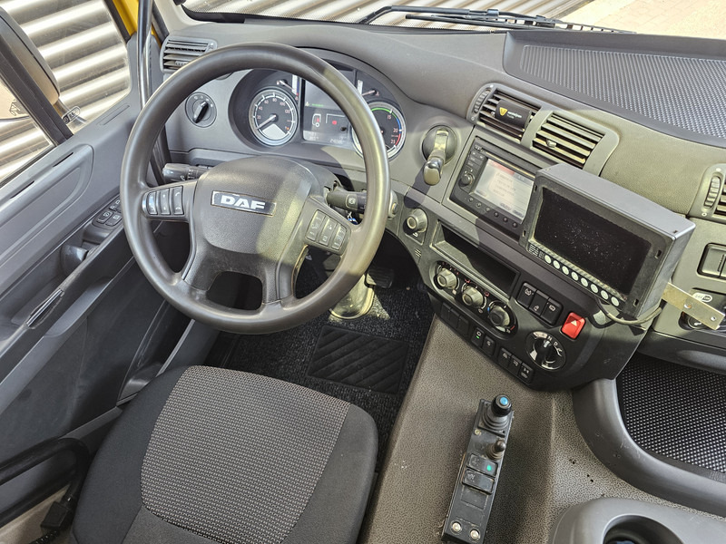 Гаковий мультиліфт вантажівка, Вантажівка з маніпулятором DAF CF 330 6x2-4 / PALFINGER CRANE + HOOKLIFT: фото 17