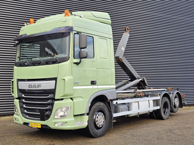 DAF XF 460 6x2 SPACECAB / HOOKLIFT / ABROLKIPPER - Гаковий мультиліфт вантажівка: фото 1 DAF XF 460 6x2 SPACECAB / HOOKLIFT / ABROLKIPPER - Гаковий мультиліфт вантажівка: фото 1