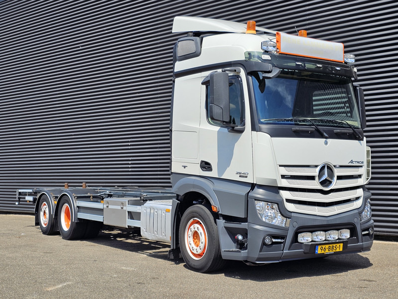 Mercedes-Benz ACTROS 2640 6x2-4 / NL TRUCK - Контейнеровоз/ Змінний кузов вантажівка: фото 2 Mercedes-Benz ACTROS 2640 6x2-4 / NL TRUCK - Контейнеровоз/ Змінний кузов вантажівка: фото 2