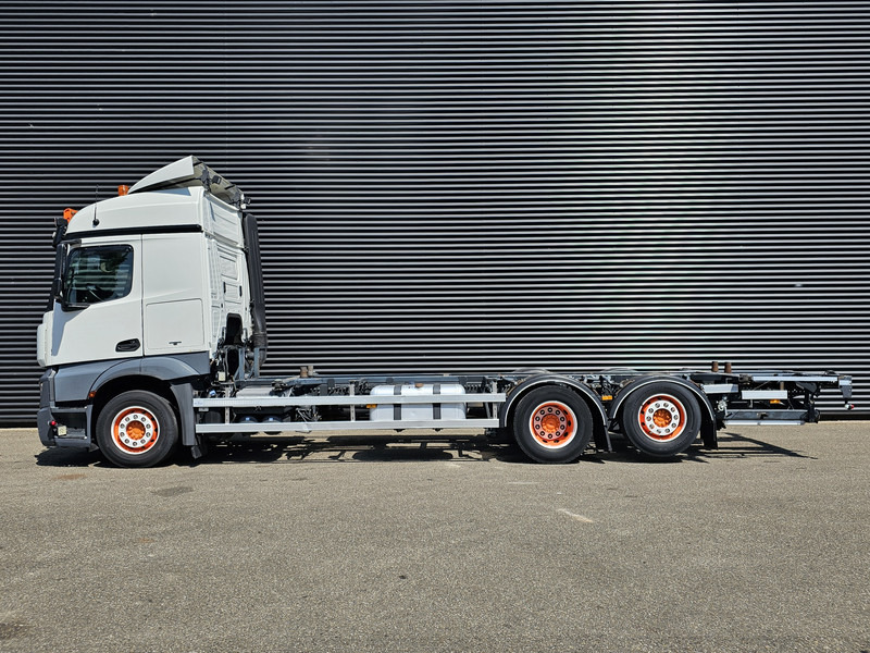 Mercedes-Benz ACTROS 2640 6x2-4 / NL TRUCK - Контейнеровоз/ Змінний кузов вантажівка: фото 5 Mercedes-Benz ACTROS 2640 6x2-4 / NL TRUCK - Контейнеровоз/ Змінний кузов вантажівка: фото 5