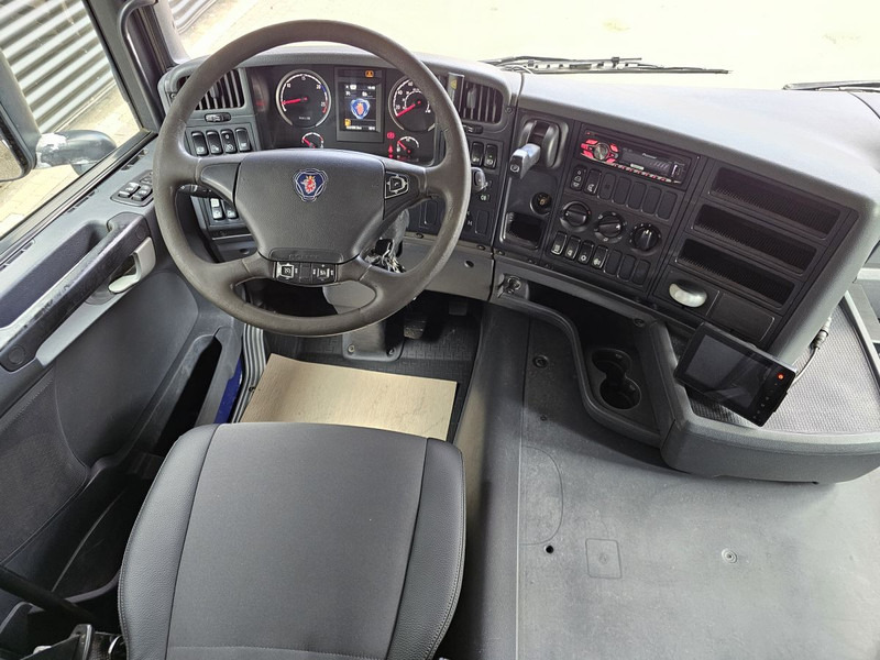 Бортова вантажівка/ Платформа, Вантажівка з маніпулятором Scania G440 8x4 / RETARDER / PALFINGER-EPSILON CRANE: фото 14