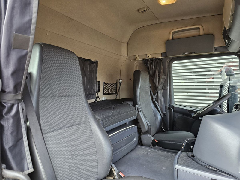 Бортова вантажівка/ Платформа, Вантажівка з маніпулятором Scania G440 8x4 / RETARDER / PALFINGER-EPSILON CRANE: фото 12