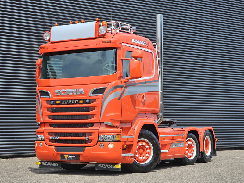 Scania R520 V8 6x2/4 - MANUAL GEARBOX / SHOWTRUCK. - Тягач: фото 1 Scania R520 V8 6x2/4 - MANUAL GEARBOX / SHOWTRUCK. - Тягач: фото 1