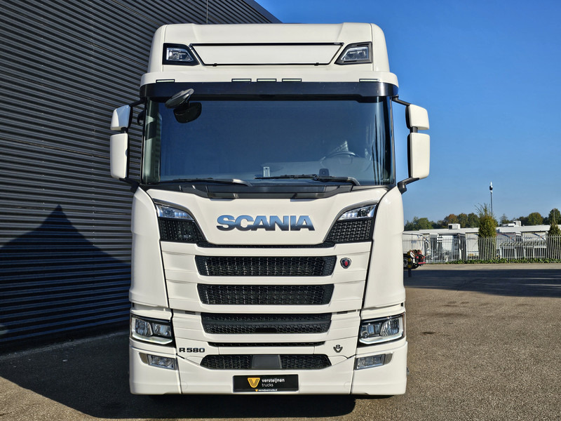 Scania R580 V8 / 6x4 / FULL AIR / RETARDER - Тягач: фото 4 Scania R580 V8 / 6x4 / FULL AIR / RETARDER - Тягач: фото 4