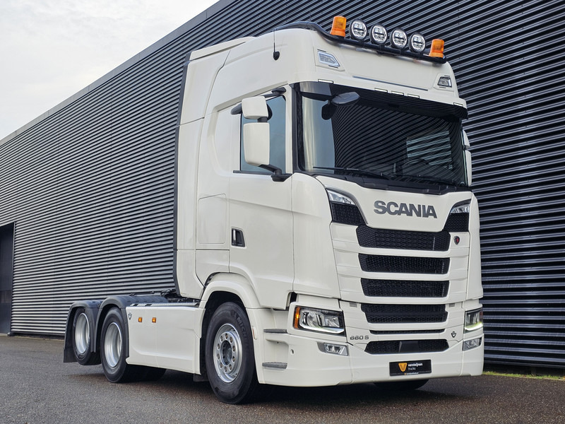 Scania S660 V8 6x2 BOOGIE / RETARDER / FULL AIR / 2 TANKS - Тягач: фото 3 Scania S660 V8 6x2 BOOGIE / RETARDER / FULL AIR / 2 TANKS - Тягач: фото 3