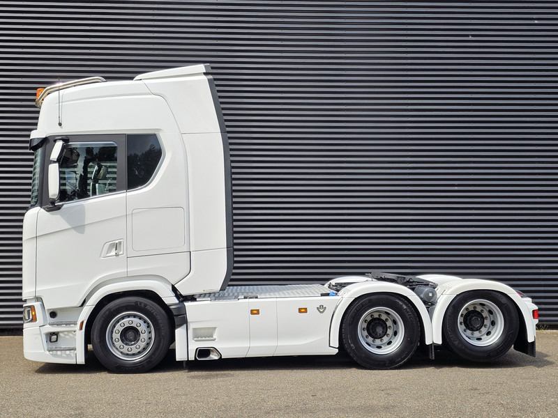 Scania S770 V8 6x2 BOOGIE / FULL AIR / RETARDER / PARKING COOLER - Тягач: фото 5 Scania S770 V8 6x2 BOOGIE / FULL AIR / RETARDER / PARKING COOLER - Тягач: фото 5