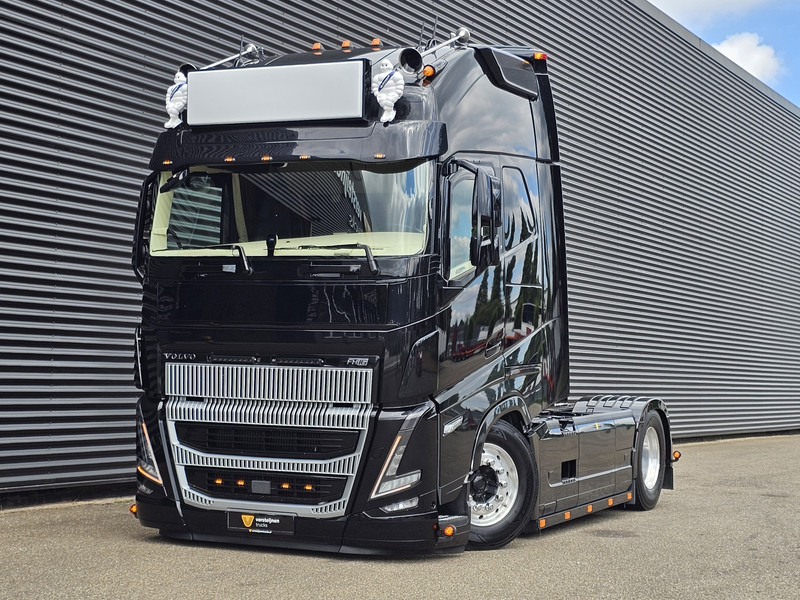 Volvo FH 16.650 4x2 / XL / FULL AIR / RETARDER / I PARK COOL / - Тягач: фото 1 Volvo FH 16.650 4x2 / XL / FULL AIR / RETARDER / I PARK COOL / - Тягач: фото 1