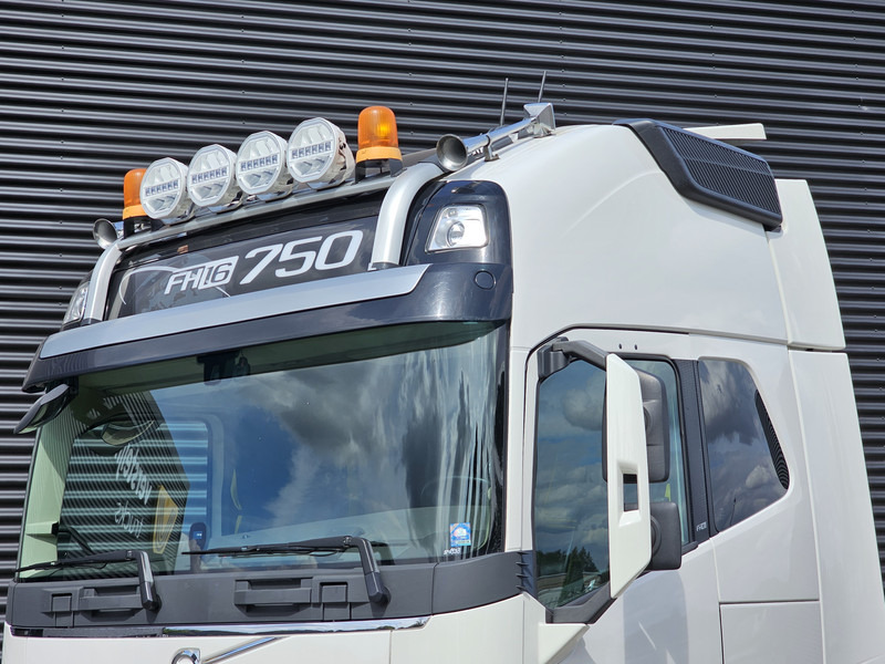 Volvo FH 16.750 / 4X2 / XL / I-PARK-COOL - Тягач: фото 5 Volvo FH 16.750 / 4X2 / XL / I-PARK-COOL - Тягач: фото 5