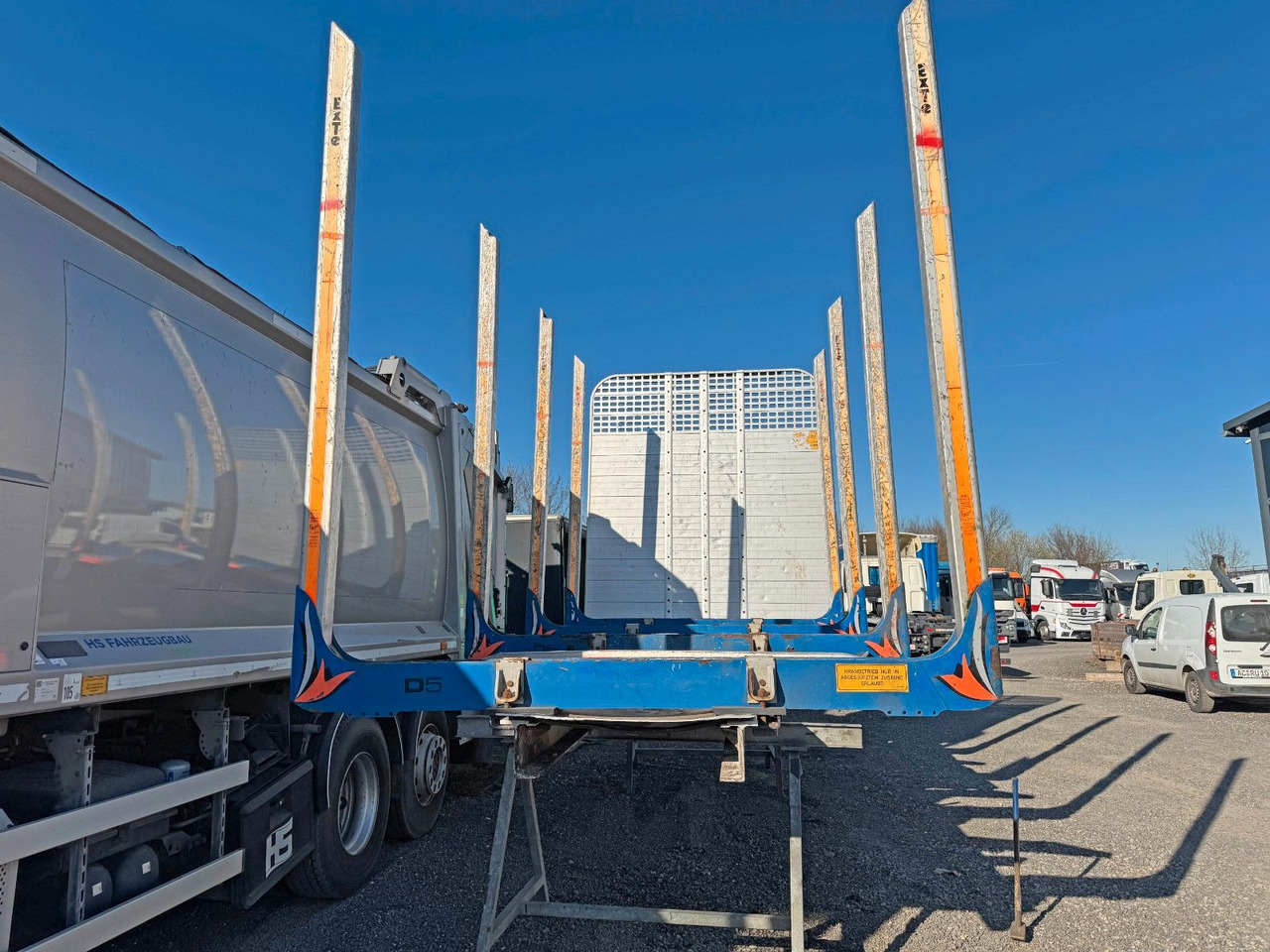 Holzwagenaufbau mit Rungen Aluminium - Вантажівка з маніпулятором: фото 3 Holzwagenaufbau mit Rungen Aluminium - Вантажівка з маніпулятором: фото 3