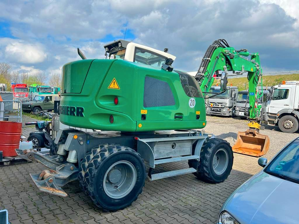 Liebherr A 912 Compact 3X Löffel 3 X Buckets - Колісний екскаватор: фото 5 Liebherr A 912 Compact 3X Löffel 3 X Buckets - Колісний екскаватор: фото 5