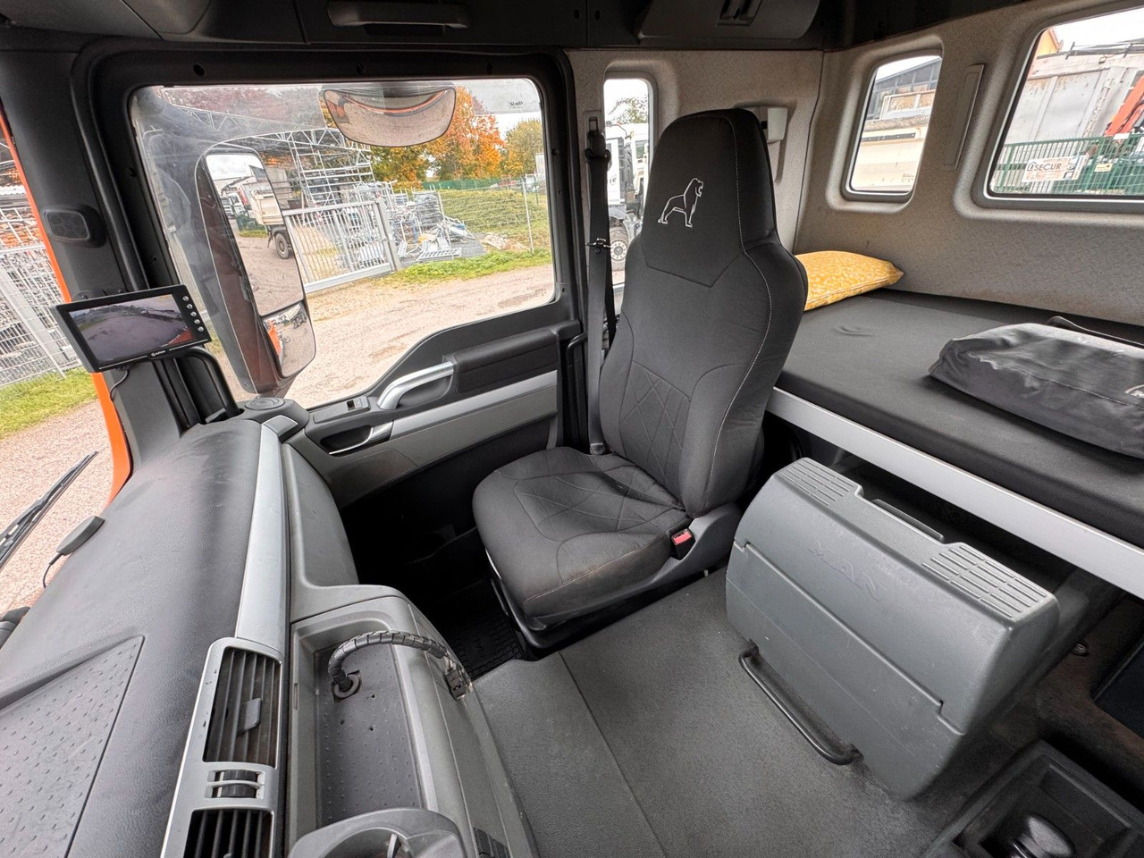 MAN 26.40 6X2 Multilift Abroller - Гаковий мультиліфт вантажівка: фото 5 MAN 26.40 6X2 Multilift Abroller - Гаковий мультиліфт вантажівка: фото 5