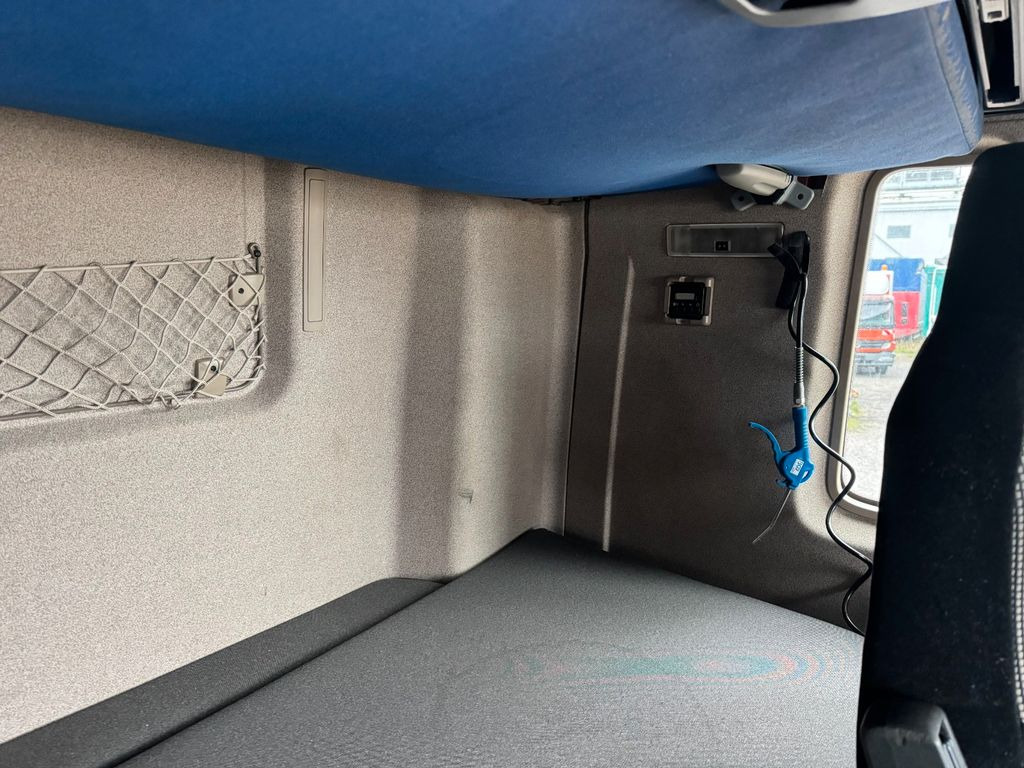 MAN 26.460 6X2 Retarder Klima Navigation guter Zust. MAN 26.460 6X2 Retarder Klima Navigation guter Zust. - Гаковий мультиліфт вантажівка: фото 5 MAN 26.460 6X2 Retarder Klima Navigation guter Zust. MAN 26.460 6X2 Retarder Klima Navigation guter Zust. - Гаковий мультиліфт вантажівка: фото 5