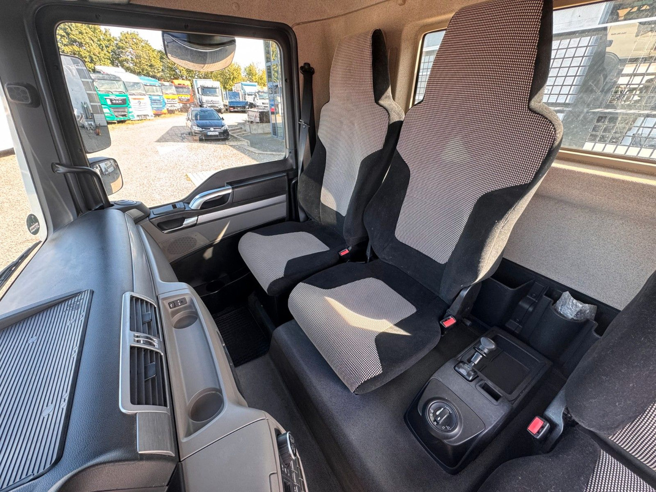 MAN 8.220 Meiller 3.S. Kipper Top Zustand - Самоскид вантажівка: фото 4 MAN 8.220 Meiller 3.S. Kipper Top Zustand - Самоскид вантажівка: фото 4