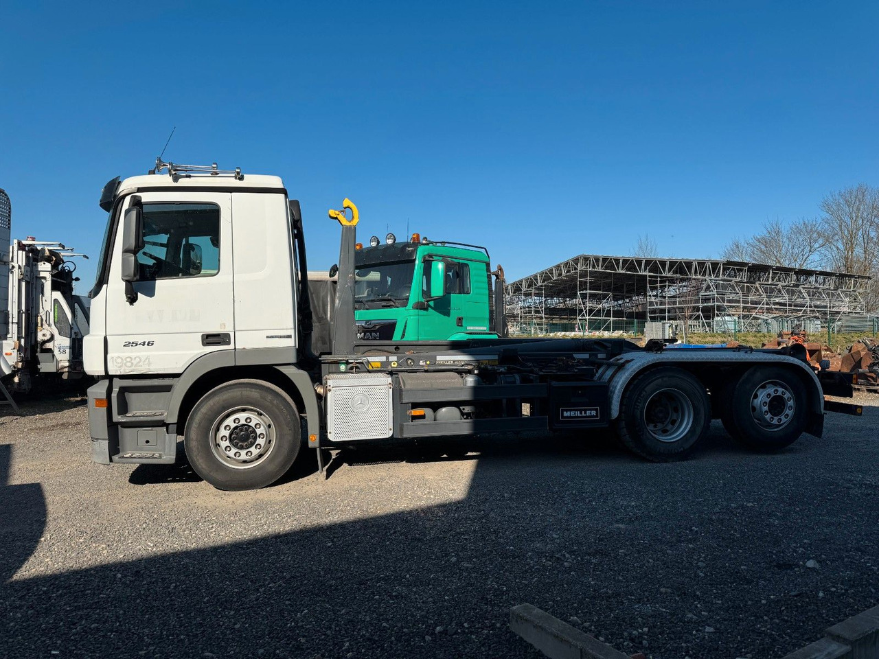 Mercedes-Benz 2546 6X2 Klima Meiller RK 20.65 - Гаковий мультиліфт вантажівка: фото 1 Mercedes-Benz 2546 6X2 Klima Meiller RK 20.65 - Гаковий мультиліфт вантажівка: фото 1