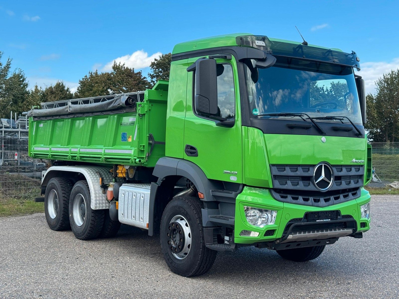 Mercedes-Benz 2643 6X4 Meiller 3 S. Bordmatik Top Zustand - Самоскид вантажівка: фото 5 Mercedes-Benz 2643 6X4 Meiller 3 S. Bordmatik Top Zustand - Самоскид вантажівка: фото 5