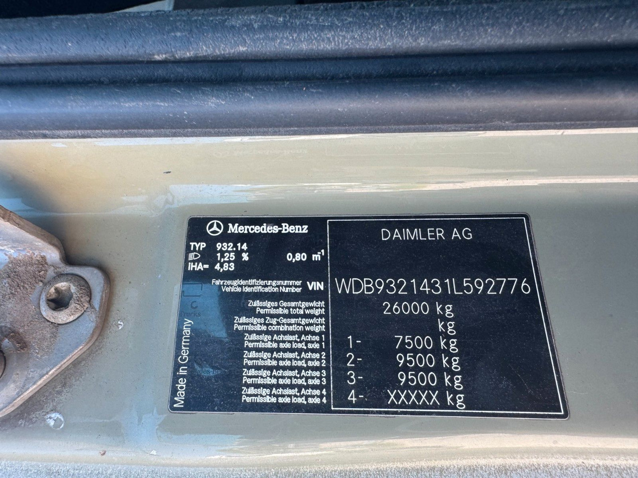 Mercedes-Benz 2644 6X4 VDL Abroller mit 3,90 Radstand Blatt BL - Гаковий мультиліфт вантажівка: фото 3 Mercedes-Benz 2644 6X4 VDL Abroller mit 3,90 Radstand Blatt BL - Гаковий мультиліфт вантажівка: фото 3
