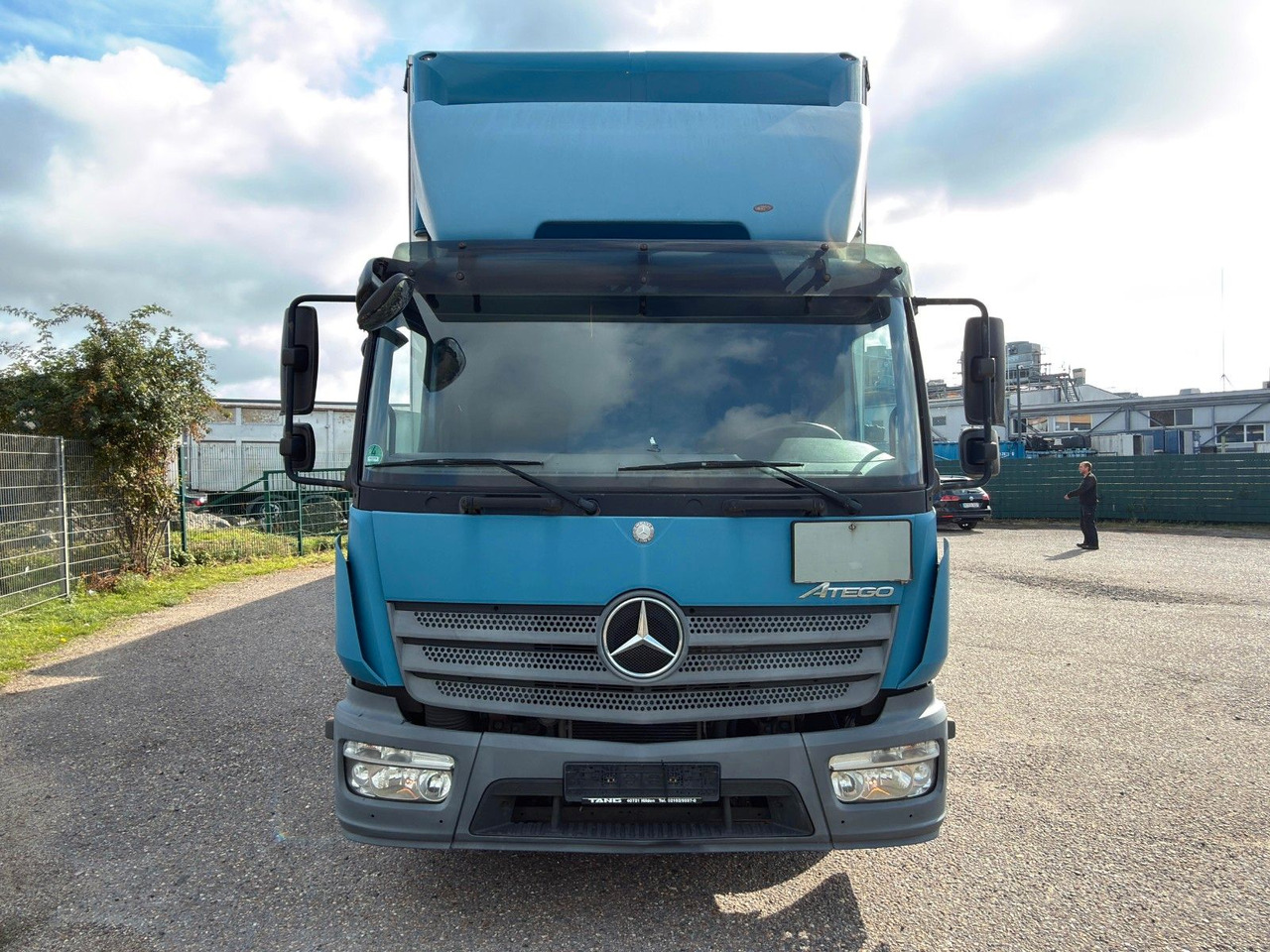 Mercedes-Benz 818 4X2 Pritsche & Plane & Tang Pritsche & Plane Mercedes-Benz 818 4X2 Pritsche & Plane & Tang Pritsche & Plane - Тентований фургон: фото 4 Mercedes-Benz 818 4X2 Pritsche & Plane & Tang Pritsche & Plane Mercedes-Benz 818 4X2 Pritsche & Plane & Tang Pritsche & Plane - Тентований фургон: фото 4