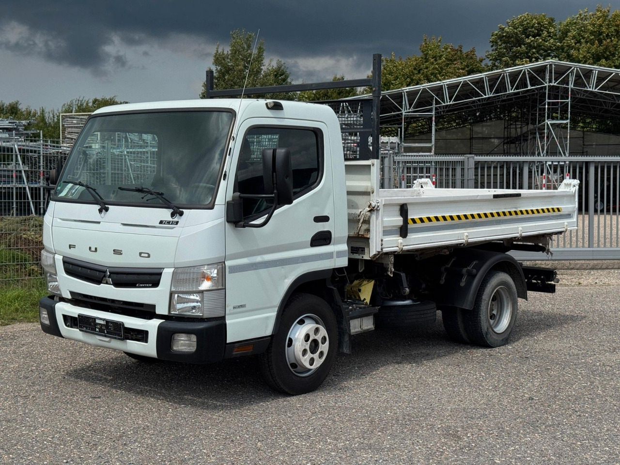 Mitsubishi 7C15 Fuso Canter 4x2 mit Meiller 3S. Kipper - Малотоннажний самоскид: фото 4 Mitsubishi 7C15 Fuso Canter 4x2 mit Meiller 3S. Kipper - Малотоннажний самоскид: фото 4