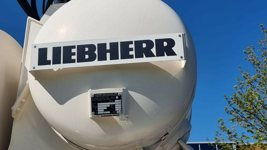 Müller-Mitteltal 2 Achs Betonmischauflieger Liebherr Müller-Mitteltal 2 Achs Betonmischauflieger Liebherr - Напівпричіп бетонозмішувач: фото 4 Müller-Mitteltal 2 Achs Betonmischauflieger Liebherr Müller-Mitteltal 2 Achs Betonmischauflieger Liebherr - Напівпричіп бетонозмішувач: фото 4