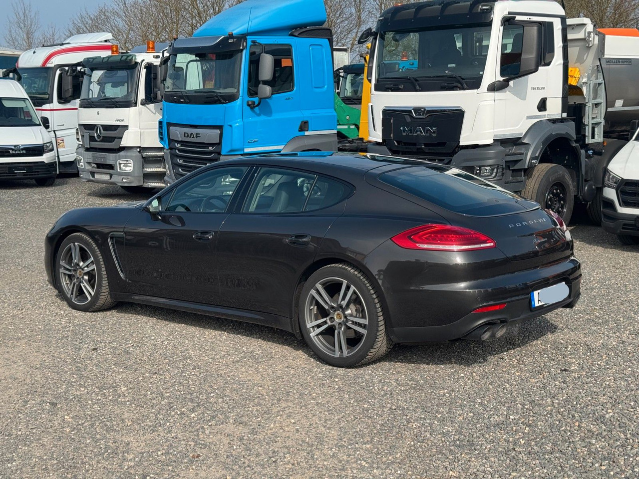 Porsche Panamera Diesel Edition 300 PS Serienmäßig - Седан: фото 1 Porsche Panamera Diesel Edition 300 PS Serienmäßig - Седан: фото 1