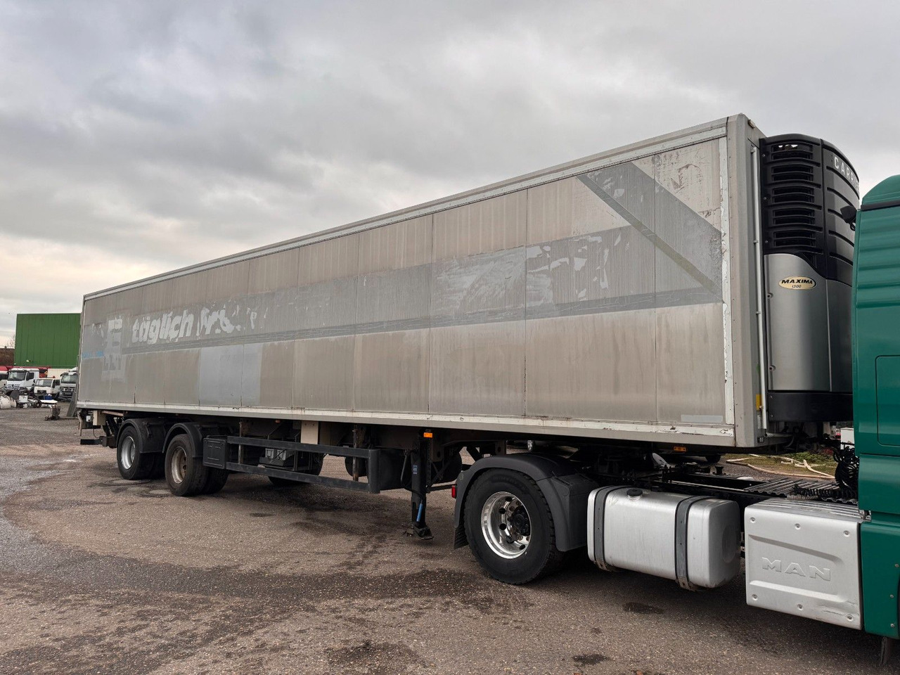 ROHR 2 Achs Kühlauflieger Carrier Maxima 1300 - Рефрижератор напівпричіп: фото 1 ROHR 2 Achs Kühlauflieger Carrier Maxima 1300 - Рефрижератор напівпричіп: фото 1