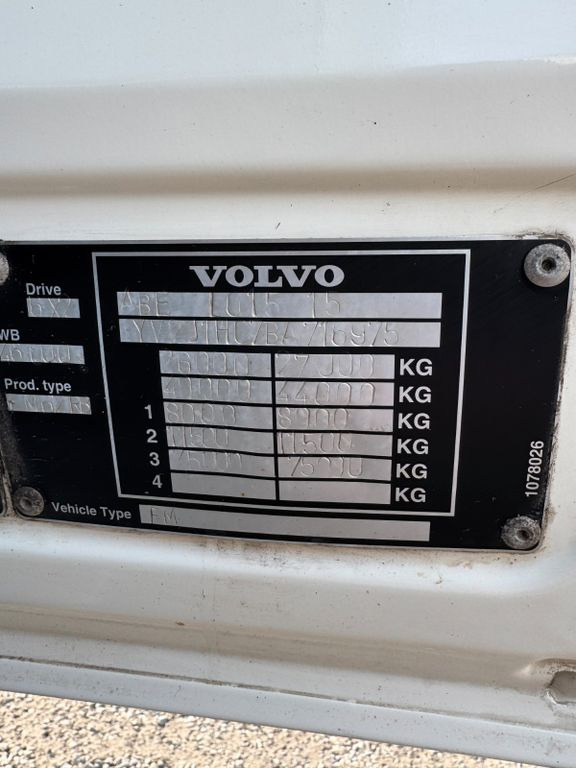 Volvo FM 410 6X2 Kühlkoffer mit Carrier Diesel & Strom Volvo FM 410 6X2 Kühlkoffer mit Carrier Diesel & Strom - Рефрижератор вантажівка: фото 3 Volvo FM 410 6X2 Kühlkoffer mit Carrier Diesel & Strom Volvo FM 410 6X2 Kühlkoffer mit Carrier Diesel & Strom - Рефрижератор вантажівка: фото 3